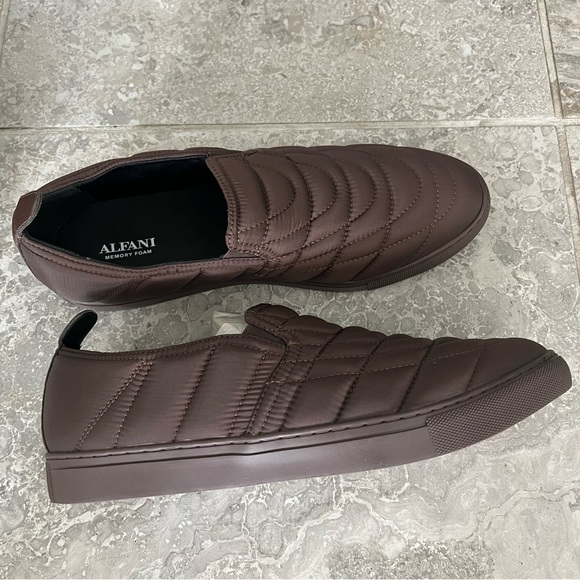 Alfani Copper Chocolate Quilted Slip-On Sneakers Size 11.5M, New in Box - Picture 2 of 11